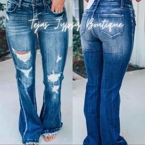 NWT wide Flare Jeans (bell bottom) 34 in inseam